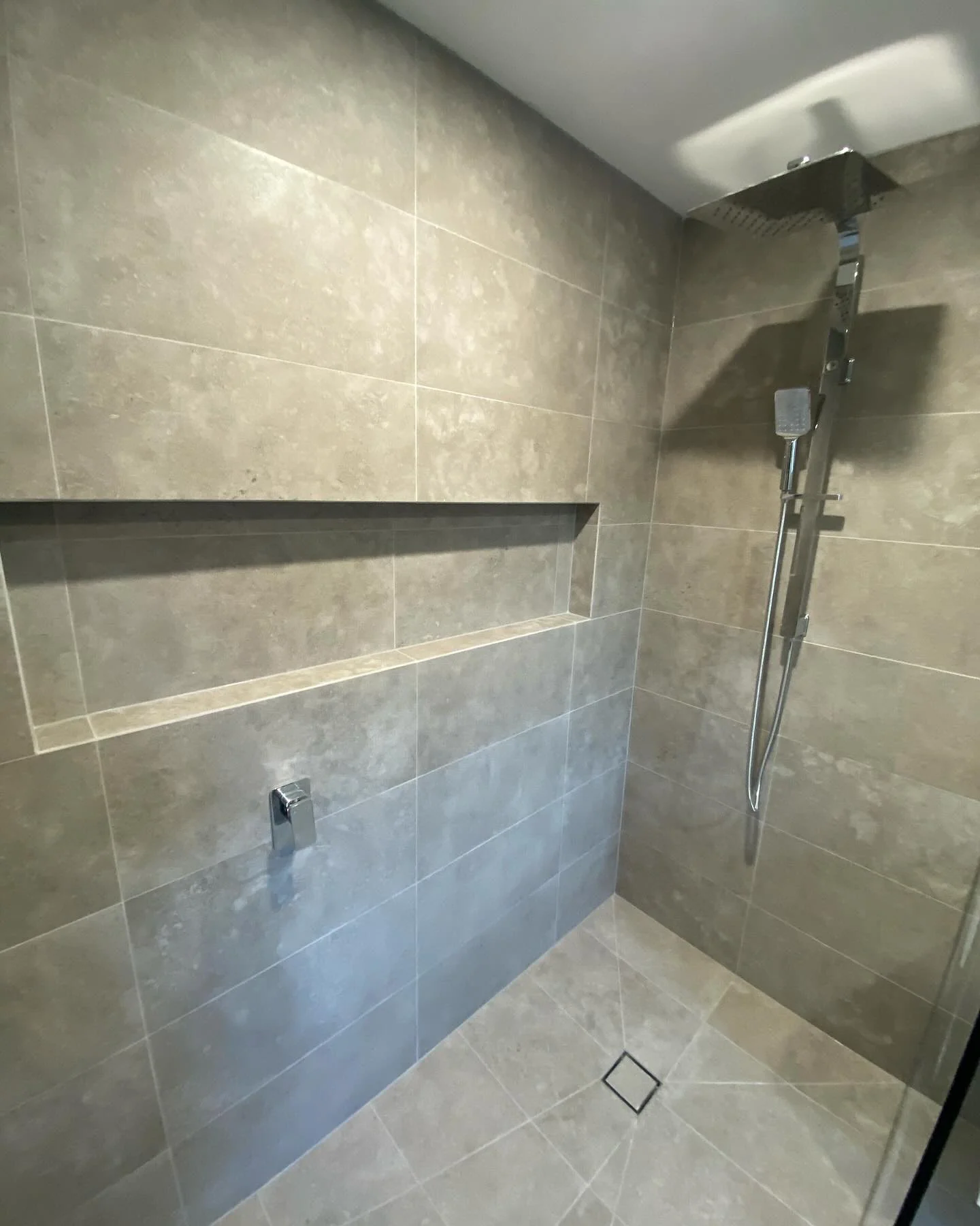 Langwarrin bathroom — photo 4 of 5