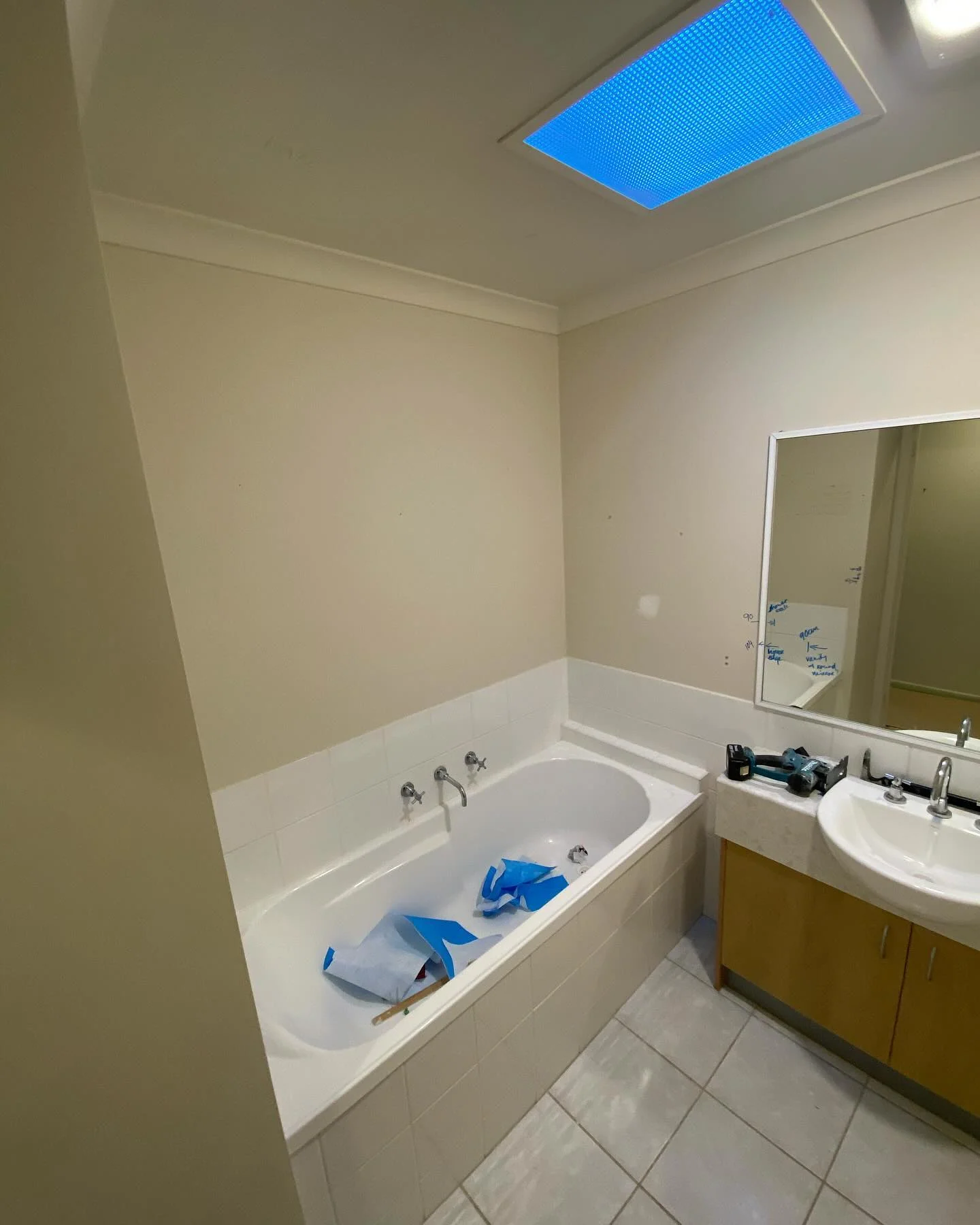 Mt Martha bathroom — photo 4 of 4