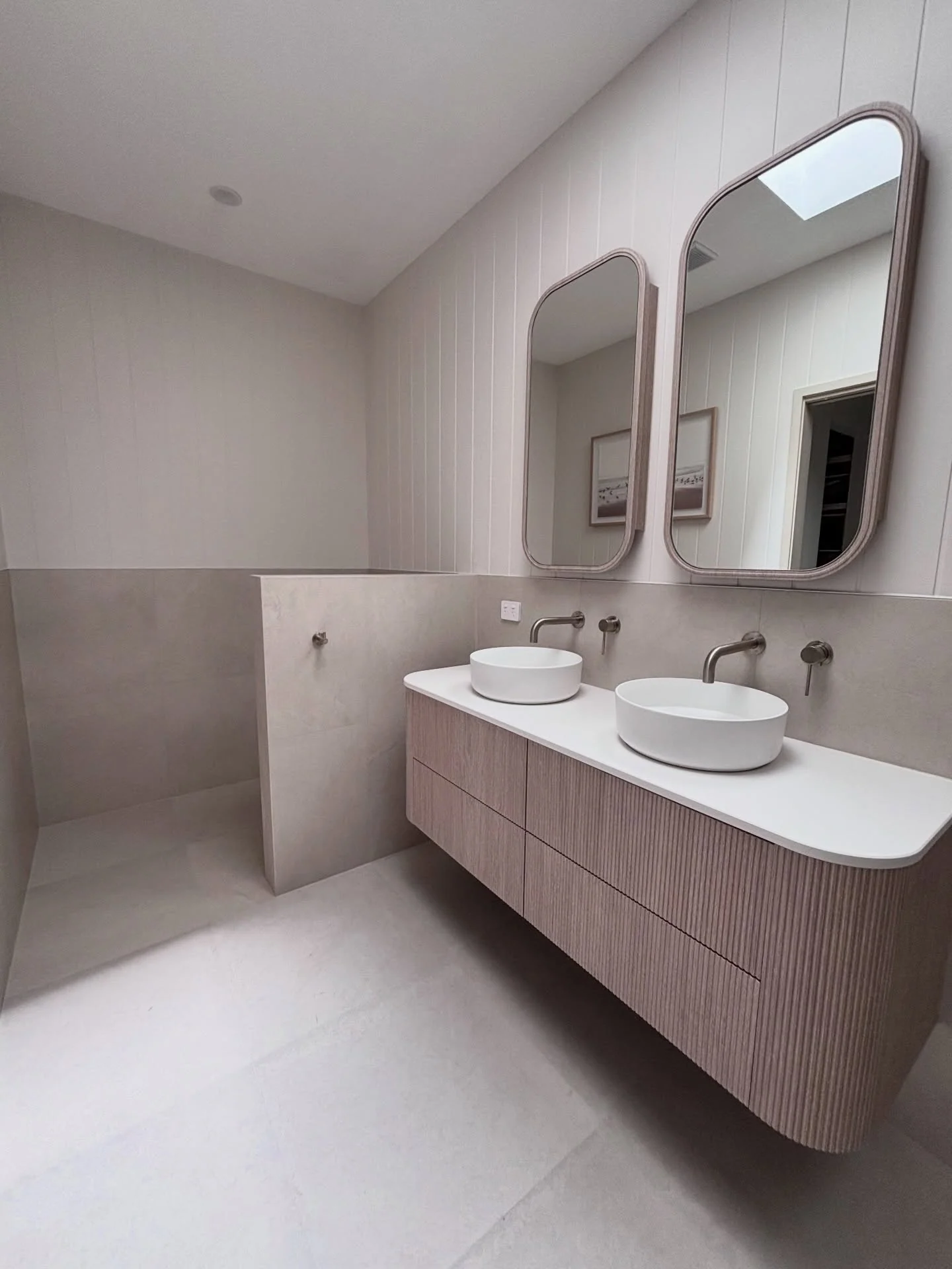 From dated to dreamy — photo 2 of 5