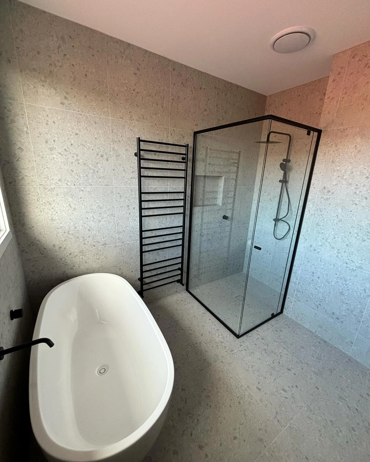 Rowville bathroom — photo 2 of 4