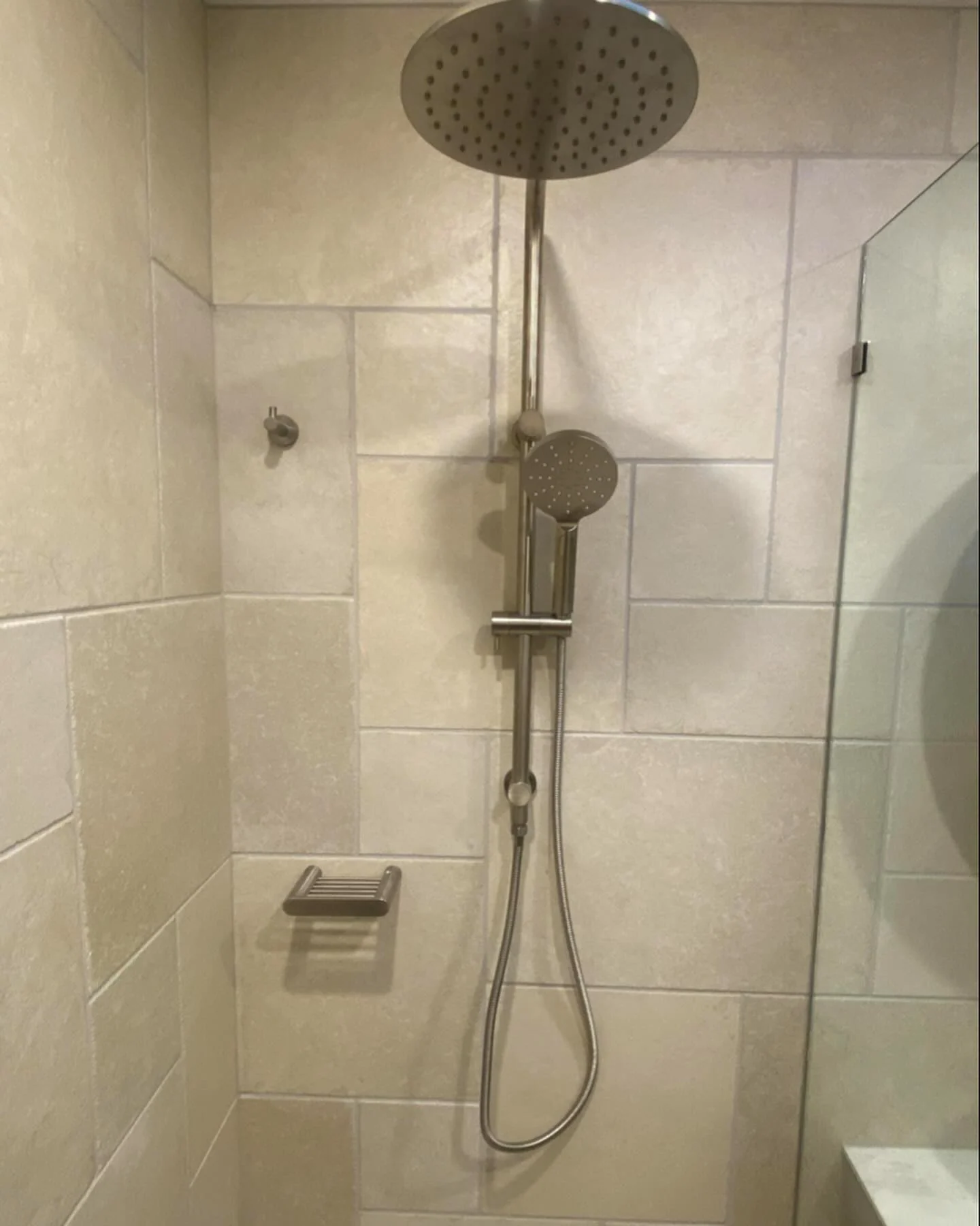 Mt Martha bathroom — photo 3 of 4