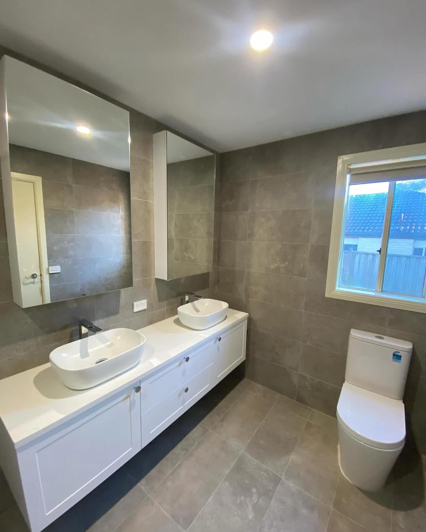 Langwarrin bathroom — photo 3 of 5
