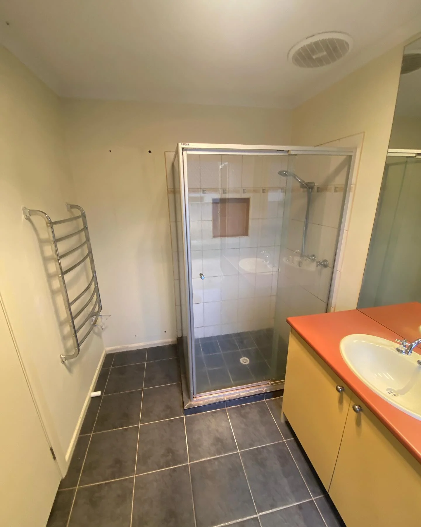 Langwarrin bathroom — photo 5 of 5