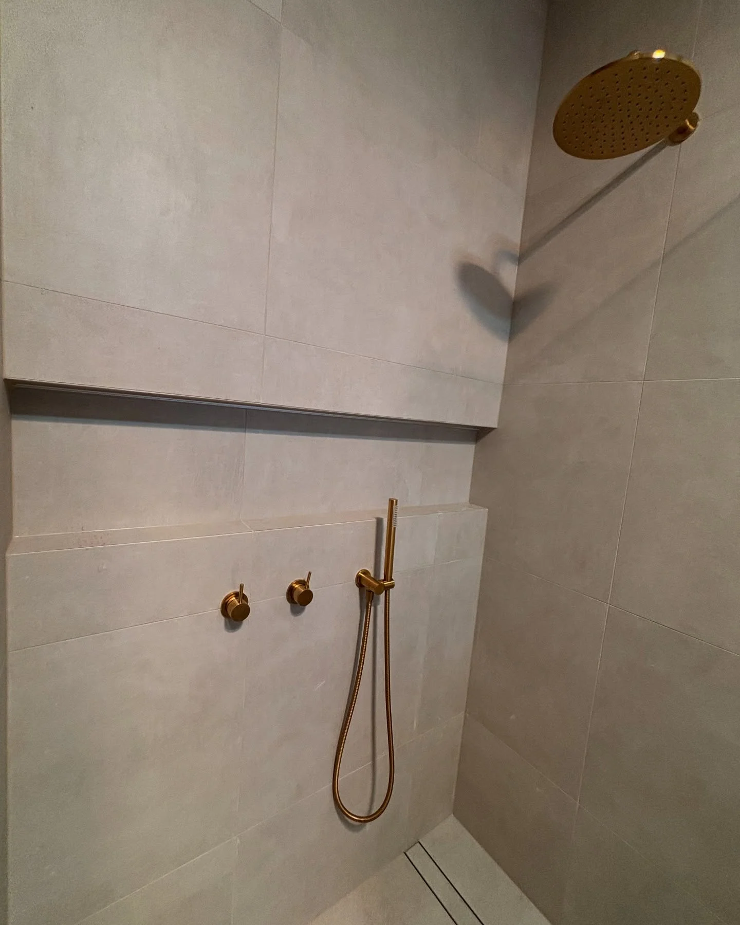 Edithvale Beach bathroom — photo 3 of 3