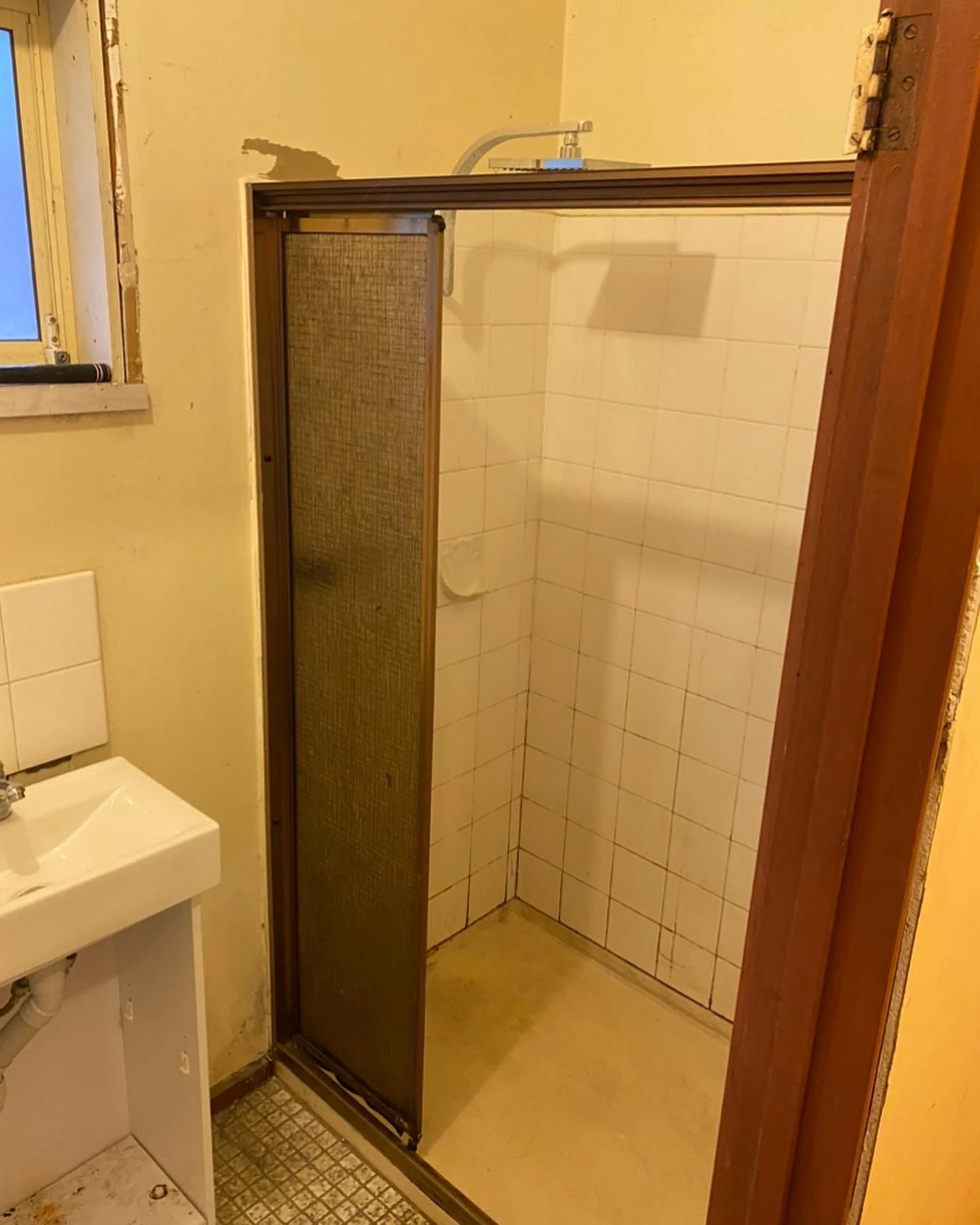An ensuite upgrade — photo 5 of 6